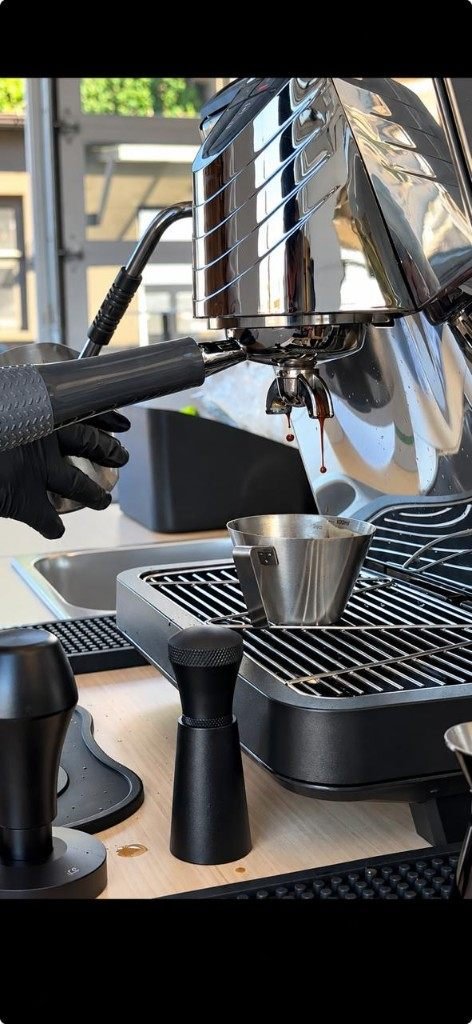Espresso shot pulling on the Fes Coffee machine